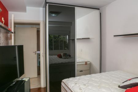Apartamento à venda com 135m², 3 quartos e 3 vagas Apartamento à venda com 135m², 3 quartos e 3 vagasSuíte 2