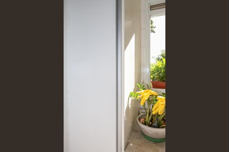 Apartamento à venda com 135m², 3 quartos e 3 vagas Apartamento à venda com 135m², 3 quartos e 3 vagasÁrea de Serviço