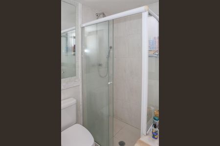 Apartamento à venda com 135m², 3 quartos e 3 vagas Apartamento à venda com 135m², 3 quartos e 3 vagasBanheiro da Suíte 1