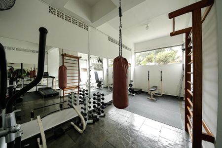 Apartamento à venda com 78m², 3 quartos e 1 vaga Apartamento à venda com 78m², 3 quartos e 1 vagaÁrea comum - Academia