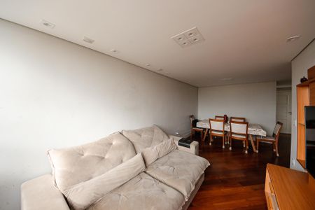 Apartamento à venda com 78m², 3 quartos e 1 vaga Apartamento à venda com 78m², 3 quartos e 1 vagaSala