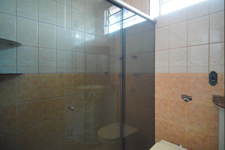 Casa para alugar com 350m², 3 quartos e 3 vagasBanheiro suíte