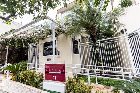 Apartamento à venda com 61m², 1 quarto e 1 vagaFachada