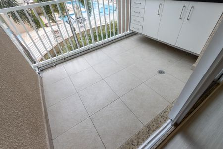 Apartamento à venda com 61m², 1 quarto e 1 vagaVaranda Sala