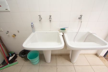 Casa à venda com 220m², 4 quartos e 4 vagasÁrea de Serviço