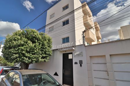 Apartamento para alugar com 62m², 2 quartos e 1 vagaFachada