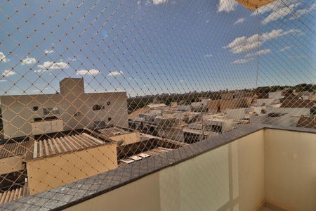 Apartamento para alugar com 62m², 2 quartos e 1 vagaSacada