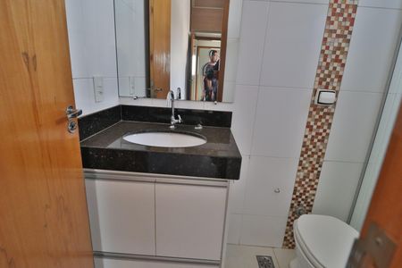 Apartamento para alugar com 62m², 2 quartos e 1 vagaBanheiro Suíte