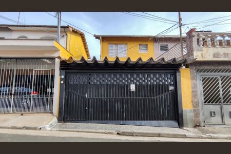 Casa à venda com 125m², 3 quartos e 2 vagas Casa à venda com 125m², 3 quartos e 2 vagasFachada