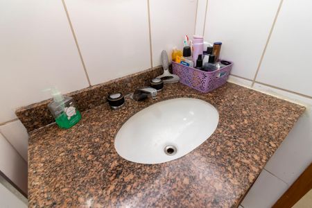 Casa à venda com 125m², 3 quartos e 2 vagas Casa à venda com 125m², 3 quartos e 2 vagasBanheiro 2