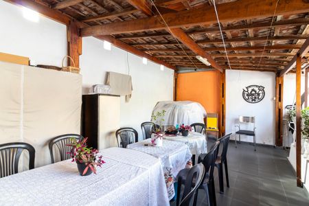 Casa à venda com 125m², 3 quartos e 2 vagas Casa à venda com 125m², 3 quartos e 2 vagasÁrea de Lazer