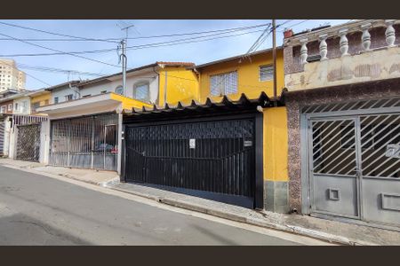 Casa à venda com 125m², 3 quartos e 2 vagas Casa à venda com 125m², 3 quartos e 2 vagasFachada