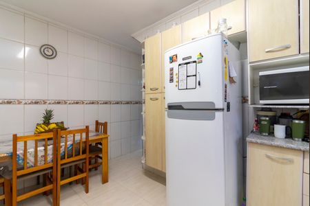 Casa à venda com 125m², 3 quartos e 2 vagas Casa à venda com 125m², 3 quartos e 2 vagasCozinha
