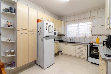 Casa à venda com 125m², 3 quartos e 2 vagas Casa à venda com 125m², 3 quartos e 2 vagasCozinha