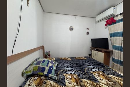 Casa à venda com 54m², 2 quartos e 4 vagas Casa à venda com 54m², 2 quartos e 4 vagasQuarto 1