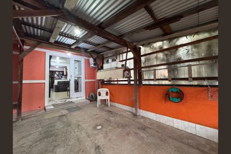 Casa à venda com 54m², 2 quartos e 4 vagas Casa à venda com 54m², 2 quartos e 4 vagasArea comum