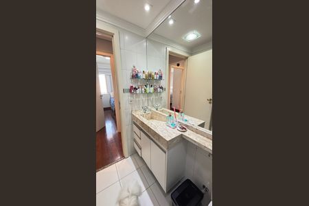 Apartamento à venda com 85m², 3 quartos e 2 vagasBanheiro