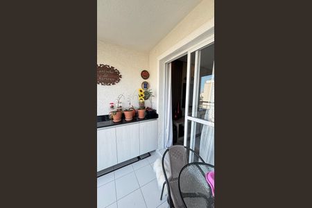 Apartamento à venda com 85m², 3 quartos e 2 vagasVaranda