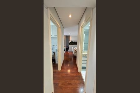 Apartamento à venda com 85m², 3 quartos e 2 vagasCorredor