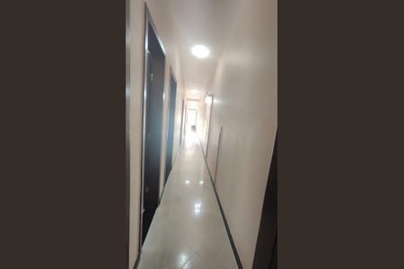 Casa de condomínio à venda com 360m², 3 quartos e 3 vagasCorredor