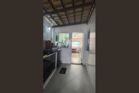 Casa de condomínio à venda com 360m², 3 quartos e 3 vagasCozinha