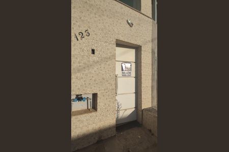 Casa de condomínio à venda com 360m², 3 quartos e 3 vagasPlaca