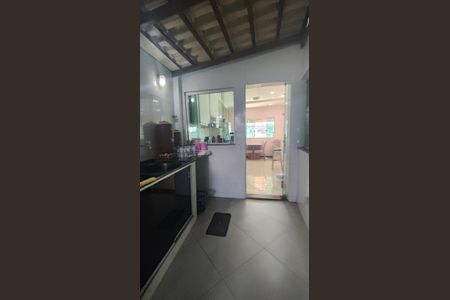 Casa de condomínio à venda com 360m², 3 quartos e 3 vagasÁrea comum