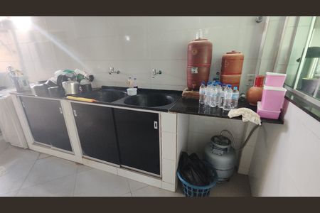 Casa de condomínio à venda com 360m², 3 quartos e 3 vagasCozinha