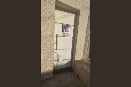 Casa de condomínio à venda com 360m², 3 quartos e 3 vagasPlaca