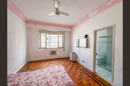 Apartamento à venda com 210m², 4 quartos e 1 vagaSuite