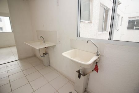 Apartamento à venda com 43m², 2 quartos e 1 vaga Apartamento à venda com 43m², 2 quartos e 1 vagaCozinha e Área de Serviço