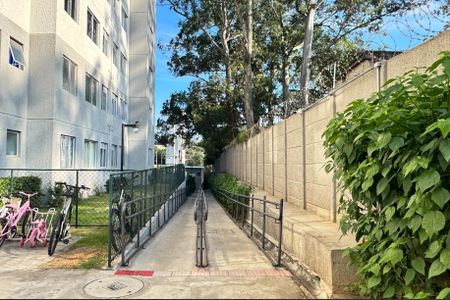 Apartamento à venda com 42m², 2 quartos e sem vagaÁrea comum