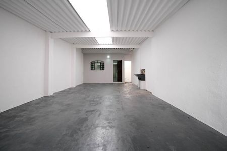 Casa para alugar com 180m², 3 quartos e 6 vagasÁrea de Serviço