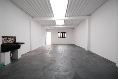 Casa para alugar com 180m², 3 quartos e 6 vagasÁrea de Serviço