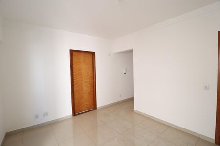 Apartamento para alugar com 69m², 3 quartos e 1 vagaSala