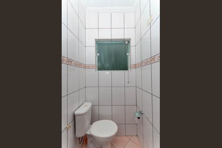 Casa à venda com 152m², 2 quartos e 2 vagasBanheiro de Serviço