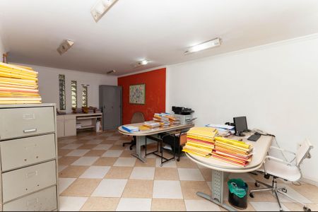 Casa à venda com 152m², 2 quartos e 2 vagasSala