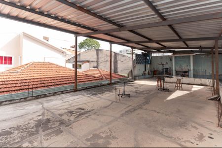 Casa à venda com 152m², 2 quartos e 2 vagasTerraço