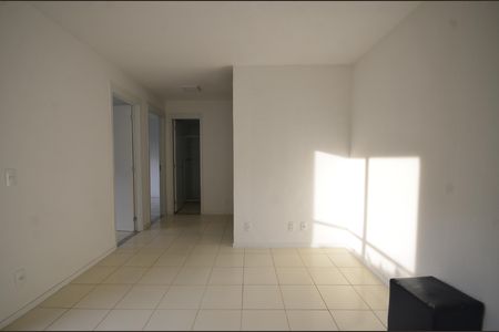 Apartamento para alugar com 45m², 2 quartos e 1 vagaSala
