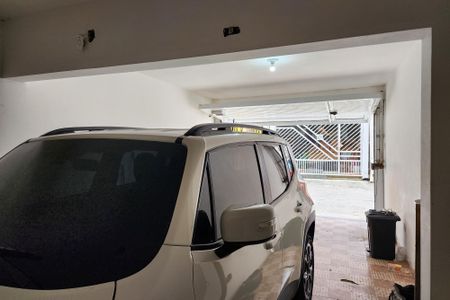 Casa para alugar com 206m², 1 quarto e 2 vagas Casa para alugar com 206m², 1 quarto e 2 vagasGaragem