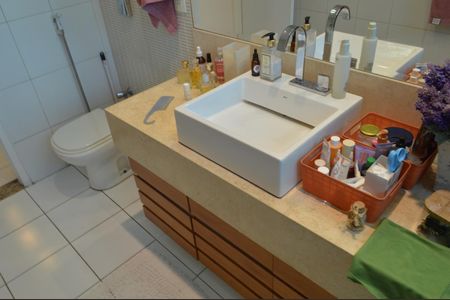 Casa para alugar com 782m², 5 quartos e 2 vagas Casa para alugar com 782m², 5 quartos e 2 vagasBanheiro 2 - Casa 2