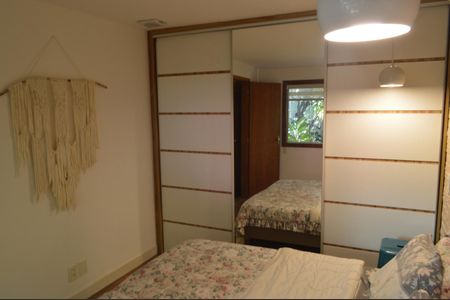 Casa para alugar com 782m², 5 quartos e 2 vagas Casa para alugar com 782m², 5 quartos e 2 vagasQuarto 2 - Edicula