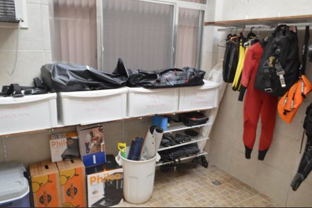 Casa para alugar com 782m², 5 quartos e 2 vagas Casa para alugar com 782m², 5 quartos e 2 vagasÁrea - Casa 1