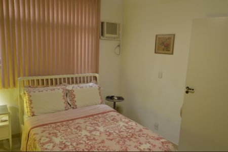 Casa para alugar com 782m², 5 quartos e 2 vagas Casa para alugar com 782m², 5 quartos e 2 vagasQuarto 1 - Casa 1