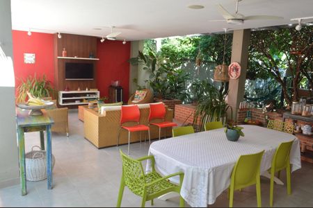 Casa para alugar com 782m², 5 quartos e 2 vagas Casa para alugar com 782m², 5 quartos e 2 vagasÁrea Gourmet