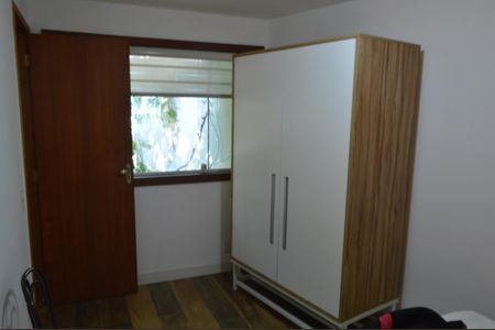 Casa para alugar com 782m², 5 quartos e 2 vagas Casa para alugar com 782m², 5 quartos e 2 vagasQuarto 1 - Edicula