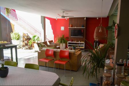 Casa para alugar com 782m², 5 quartos e 2 vagas Casa para alugar com 782m², 5 quartos e 2 vagasÁrea Gourmet