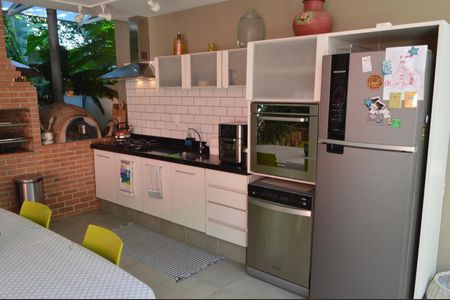 Casa para alugar com 782m², 5 quartos e 2 vagas Casa para alugar com 782m², 5 quartos e 2 vagasÁrea Gourmet