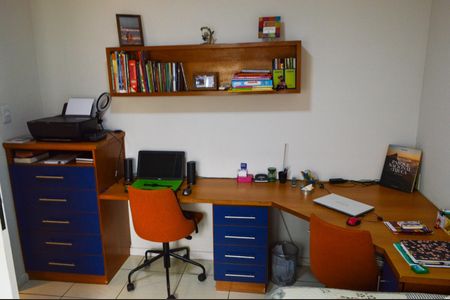 Casa para alugar com 782m², 5 quartos e 2 vagas Casa para alugar com 782m², 5 quartos e 2 vagasQuarto 2 - Casa 2