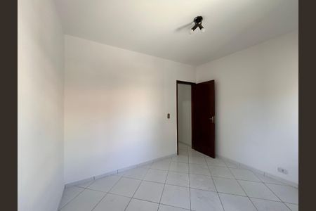 Casa para alugar com 210m², 2 quartos e 2 vagasQuarto 1